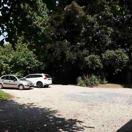 Logis Du Parc By Melrose Apartment Bayeux Bagian luar foto